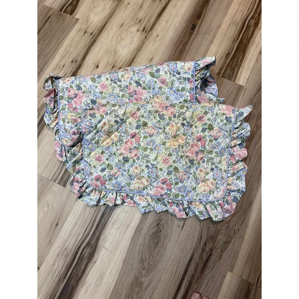 Laura Ashley Vintage Floral Twin Comforter & 2 Pillow Shams